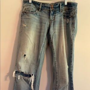 AEO kapri pants with distressed holes
